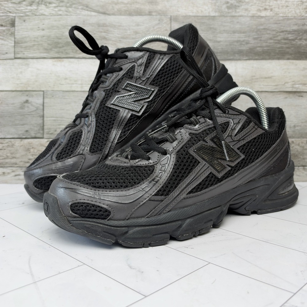 New Balance 740 Triple Black Running Shoes Men's Size 8 Women's 9.5 U740BO2